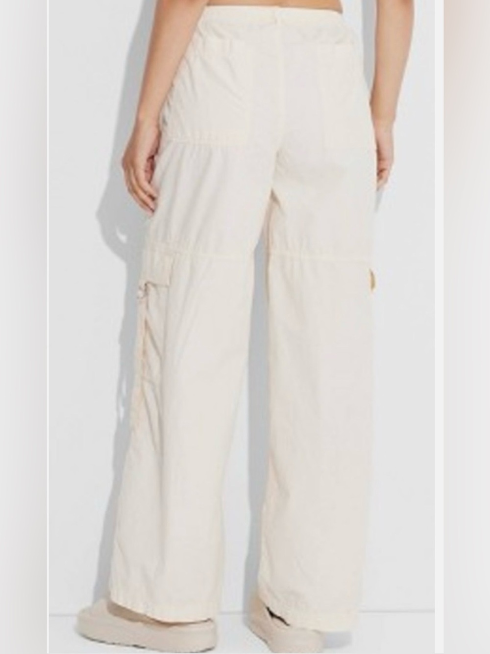Wild Fable Women's Lightweight Pull On Cargo Pants Off White Size Small